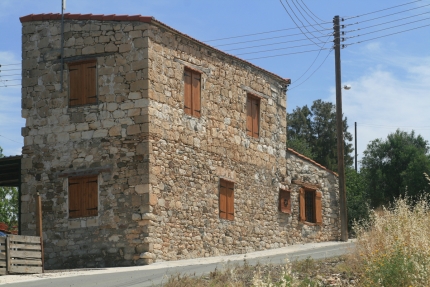 Деревня Айя Варвара на Кипре